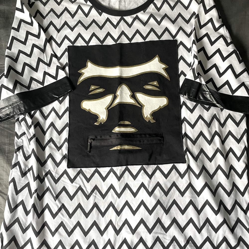 Men’s 2x playground t-shirt zipper face